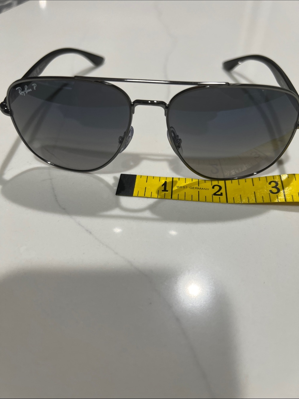 RayBan men’s aviator sunglasses, excellent/like new. - Picture 4 of 5